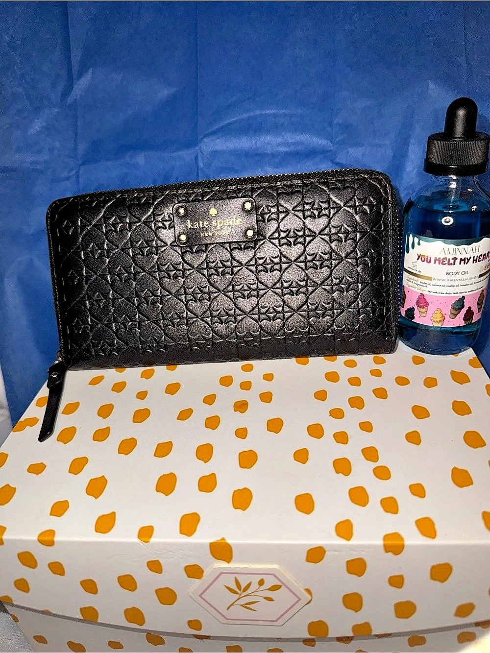 NWOT Kate Spade pen place Ned Wallet & Aminnah “you melt my heart” oil bundle